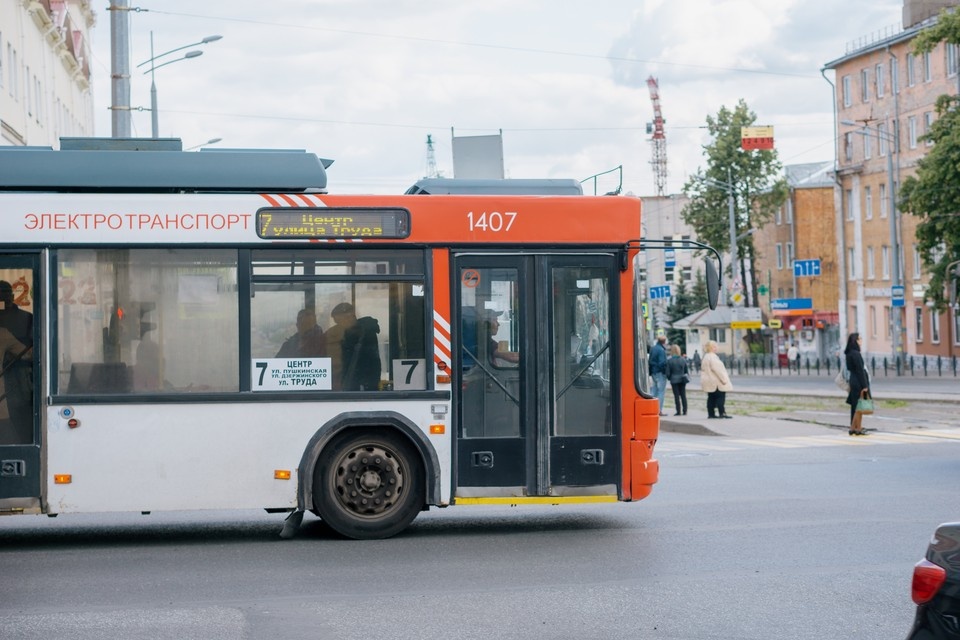    В Ижевске остановили демонтаж контактной сети троллейбусов Мария Бакланова