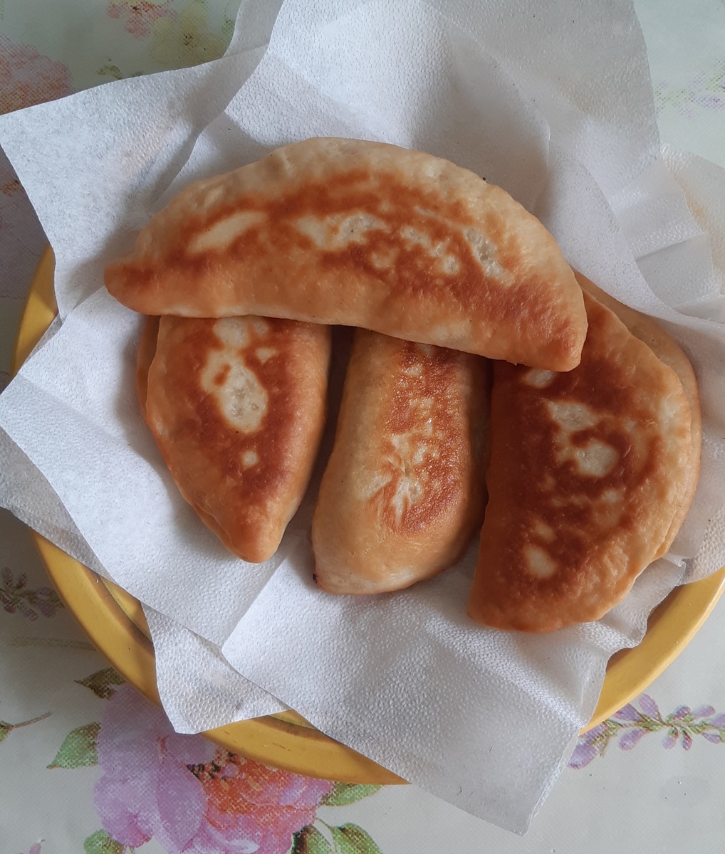 Ицо с зелёным луком