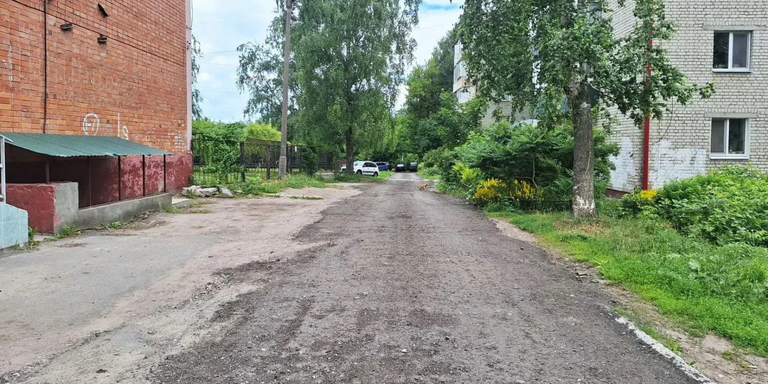 Ремонт дорог низкой транспортной нагрузкой в Брянске проводится ежедневно