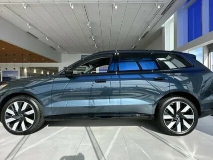 Volvo EX90: самый технологичный SUV в истории бренда?