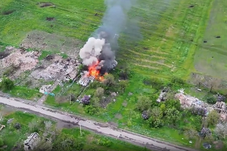    FPV-дроны ВС РФ сорвали ротацию и уничтожили огневую группу ВСУ в ДНР Минобороны РФ