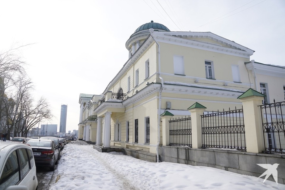    Власти Екатеринбурга хотят через суд добиться восстановления усадьбы Харитоновых-Расторгуевых Алексей БУЛАТОВ