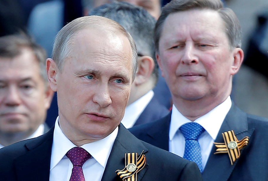     Владимир Путин и Сергей Иванов