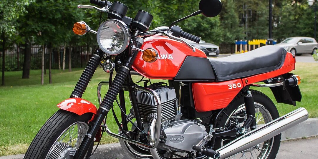 Цены на 2 новые «Явы-350»: под знакомым баком прячется родственник Honda XR400