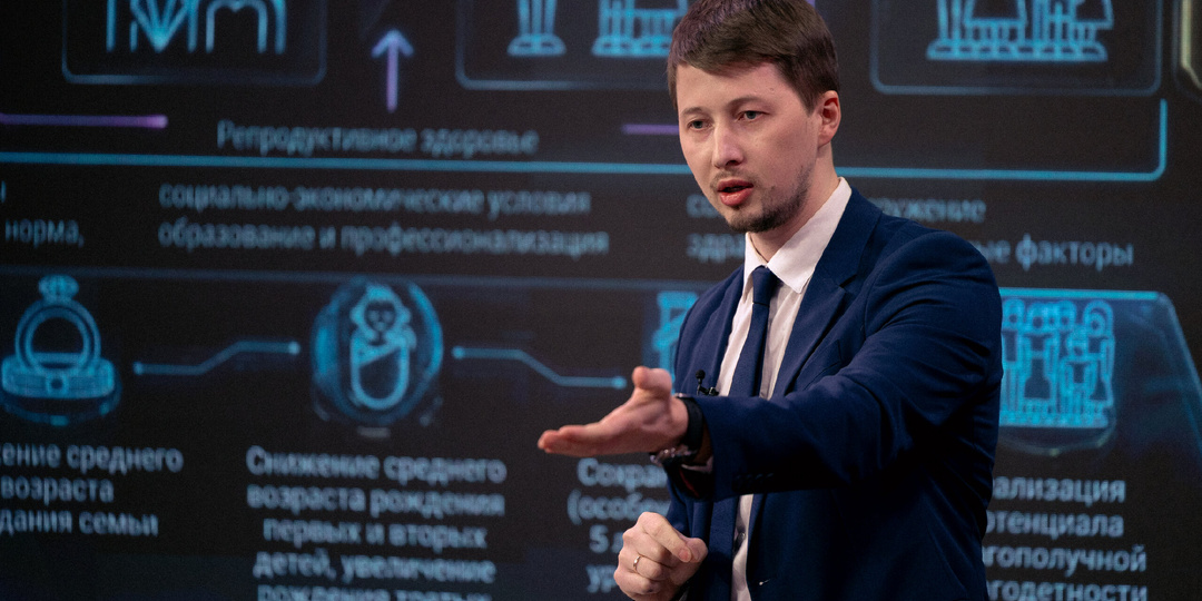 Просемейное отношение общества, сопровождение беременных, поддержка работодателей и включение бабушки в воспитание внуков: Григорий Сайфулли