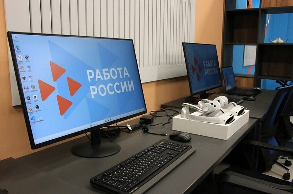    В ДНР открылось молодежное пространство «Шаг в карьеру». Фото: ТГ/Толстыкина