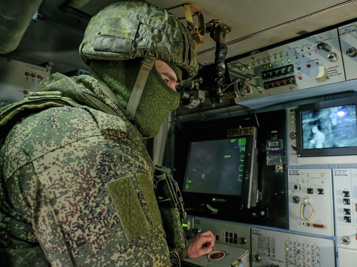    Боевая работа расчета зенитно-ракетного комплекса "Тор-М2" | © РИА Новости / Сергей Мирный