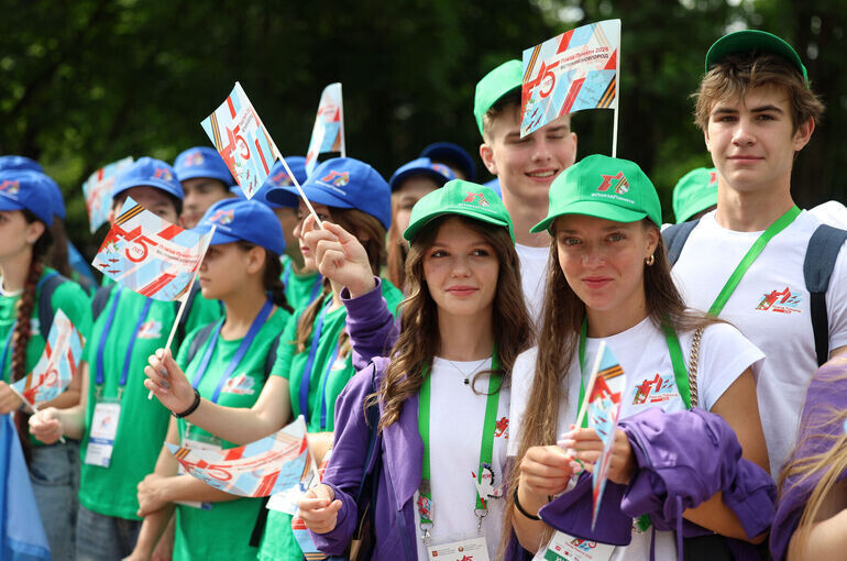   Ангелина Громова