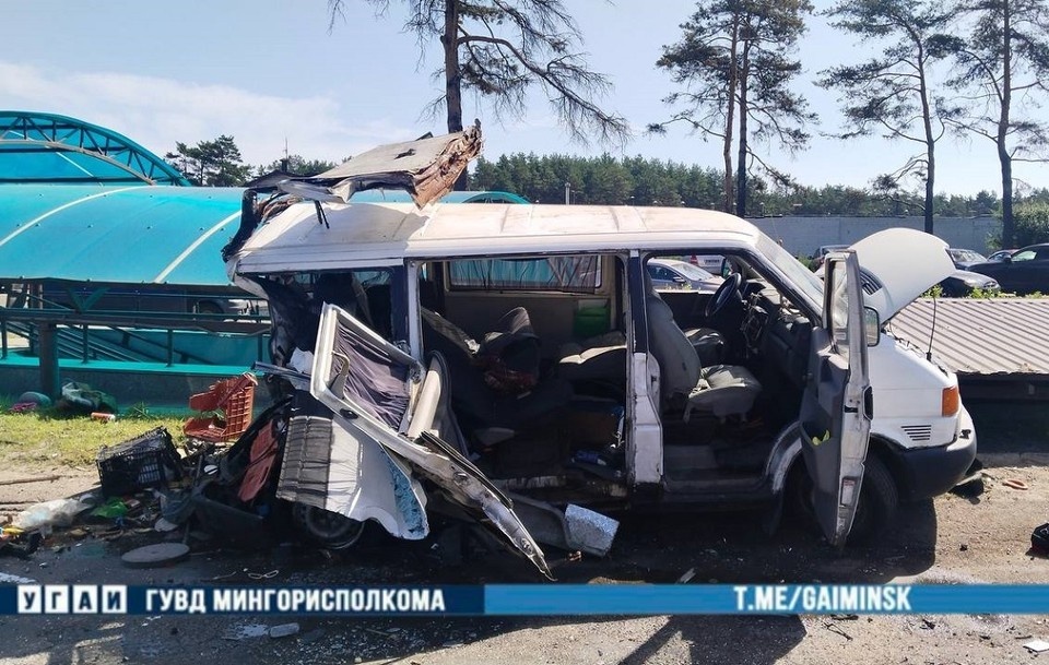    На МКАД произошло жесткое ДТП. Фото: УГАИ ГУВД Мингорисполкома.
