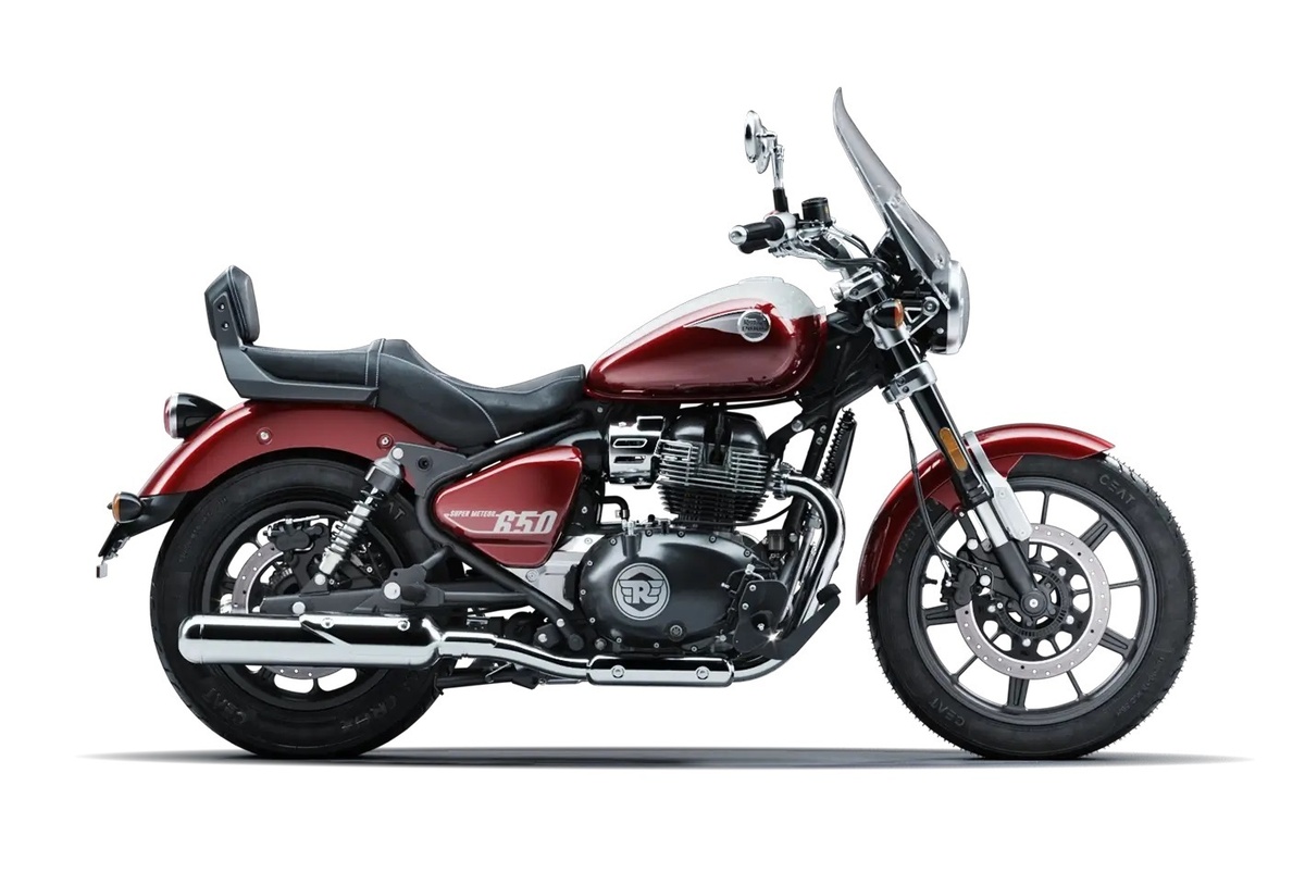 Royal Enfield Super Meteor 650 Celestial Red Tourer