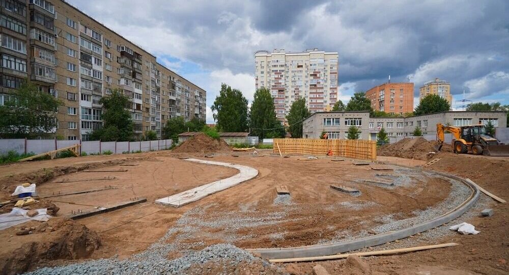 Сквер Памяти на улице Майской в Ижевске готов на 12%
