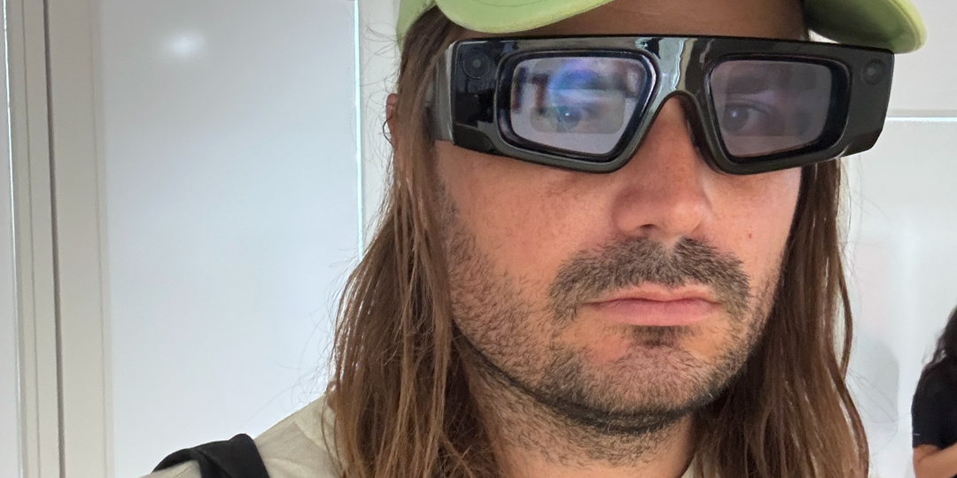 Почему новые AR-очки от Snap за $2200 называют «полным провалом»