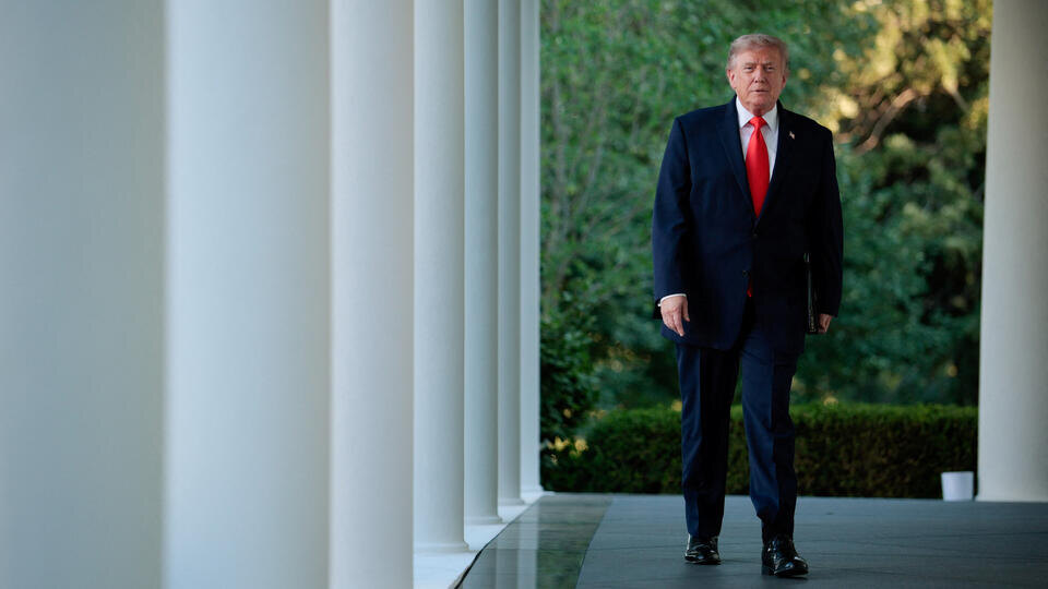 Axios сообщил о возможном пересмотре Трампом соглашений по Донбассу