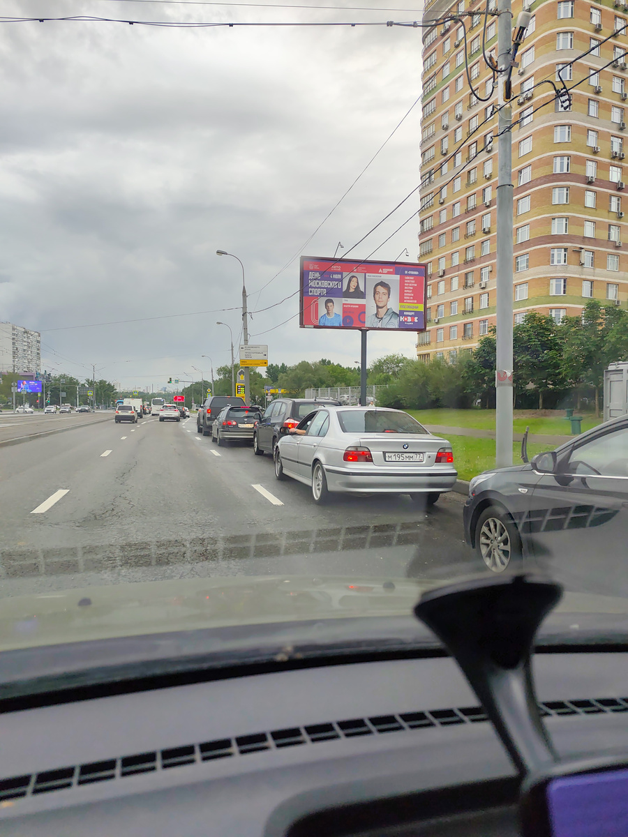 Очереди на АЗС в Москве