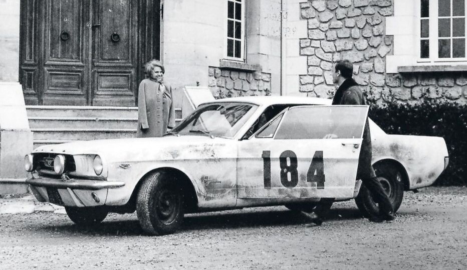 Ford Mustang 1965 из фильма "Мужчина и женщина"