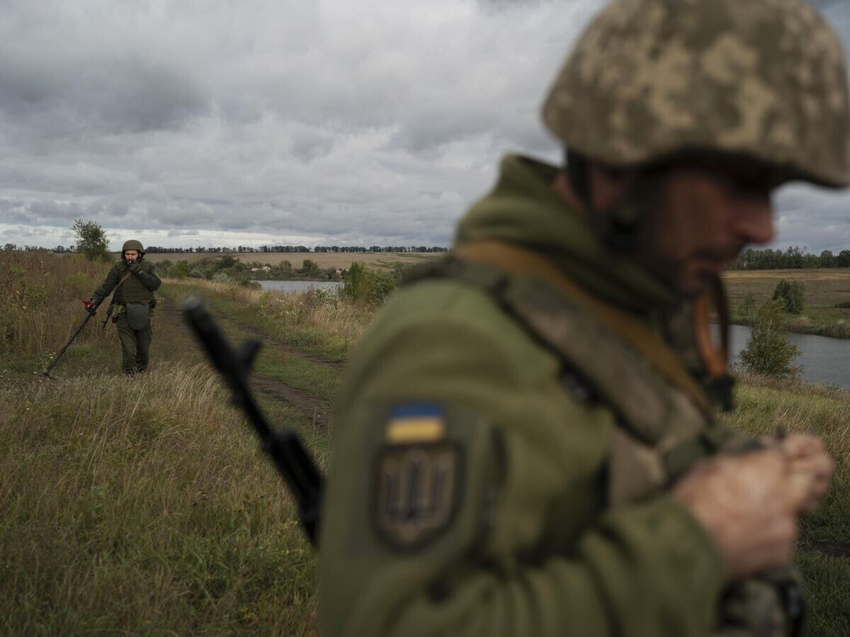    Украинские военные в Харьковской области | © AP Photo / Leo Correa