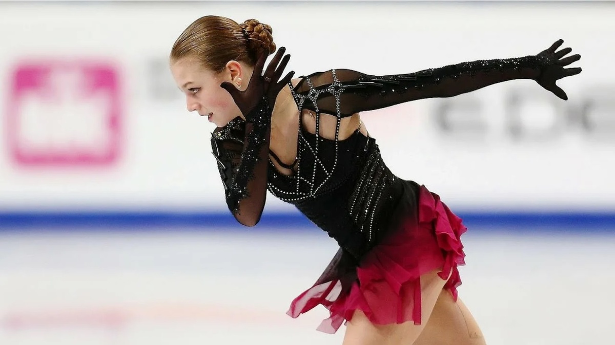 Александра Трусова