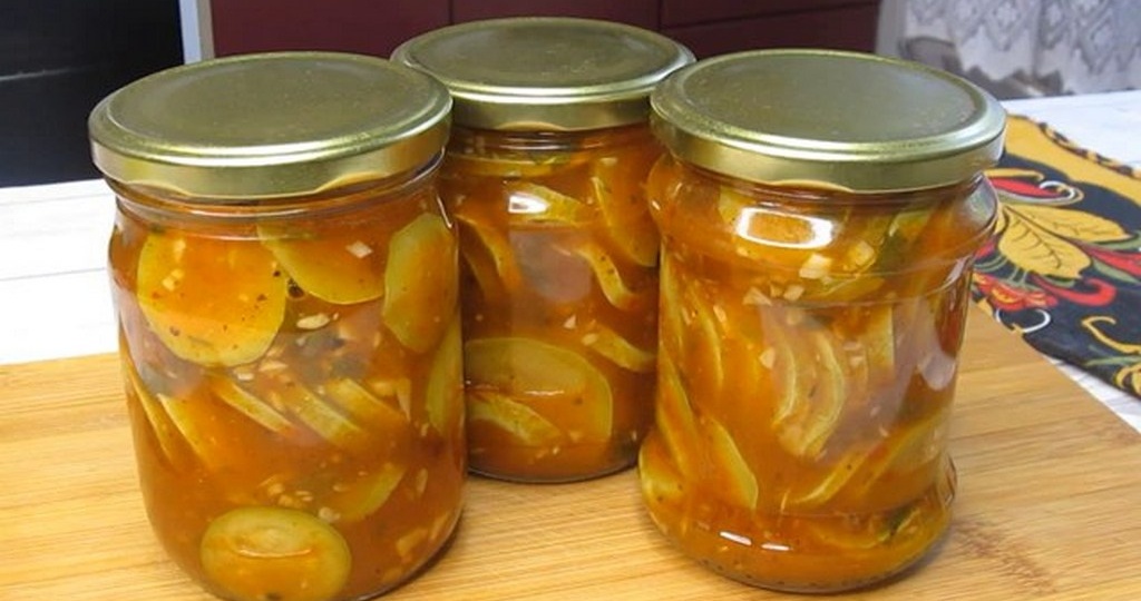 Это настолько вкусно!Кабачки "Маруськины" на зиму - без  стерилизации. Пальчики оближешь.