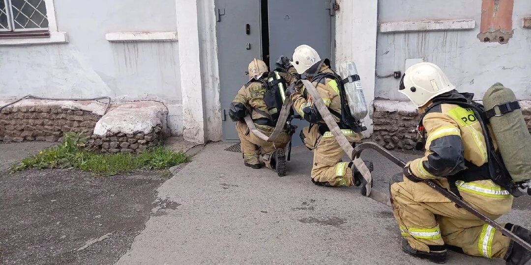 Пожарные и полиция отработали взаимодействие на учениях