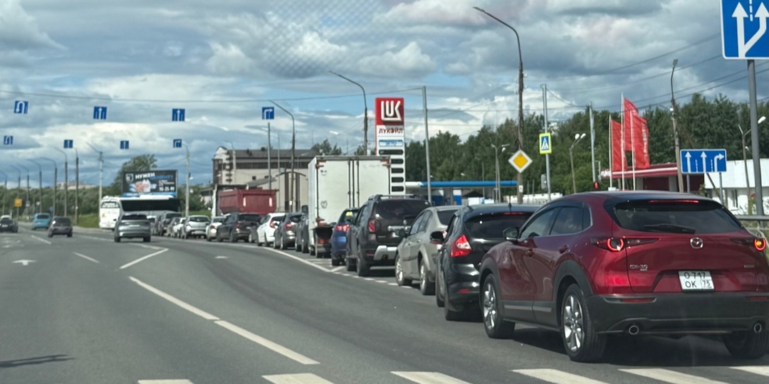 Проблемы с бензином. А что происходит?