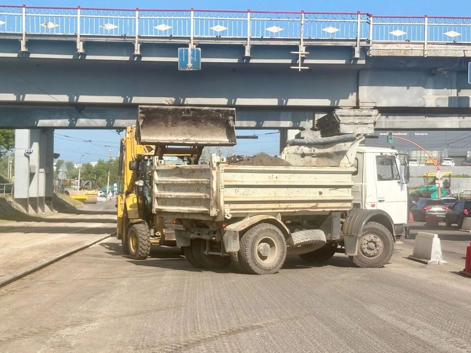    Ремонт проспекта Строителей. Источник: Barnaul.org