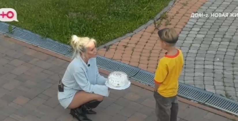 Элина Рахимова стала любимой участницей сына Нелли Ермолаевой