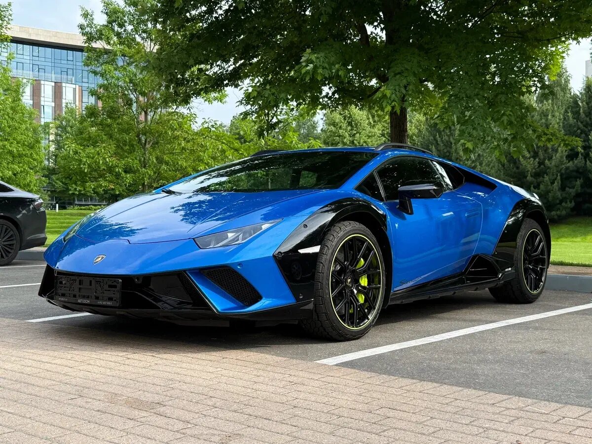    Lamborghini Huracan Sterrato   
Авто.Ру