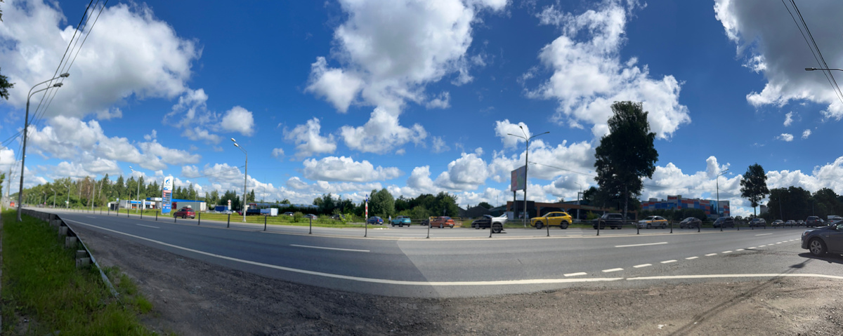 Примерно в 11 утра