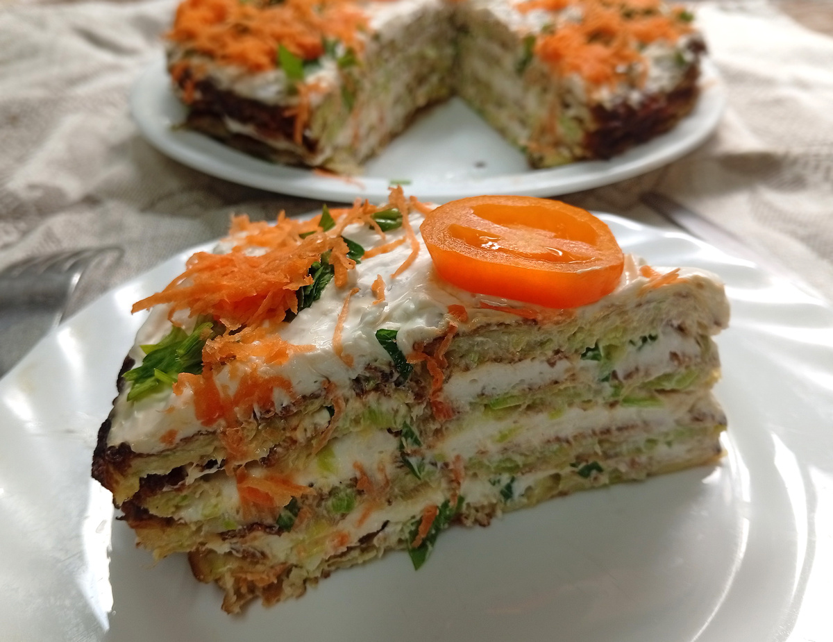 Закусочный торт из кабачков
