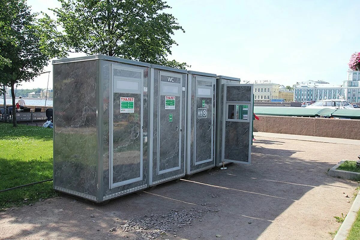 Платный туалет в парках: где справедливость и что делать уже этим летом