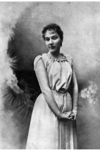 25-летняя Надежда Забела в роли Кризы в опере А. Рубинштейна "Нерон", 1893 год - начало ее сценической карьеры