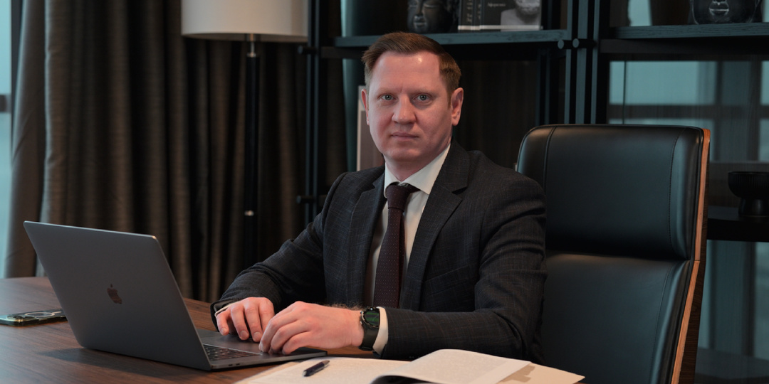 Может ли председатель верховного суда республики не рассмотреть ходатайство о вынесении судье частного определения?