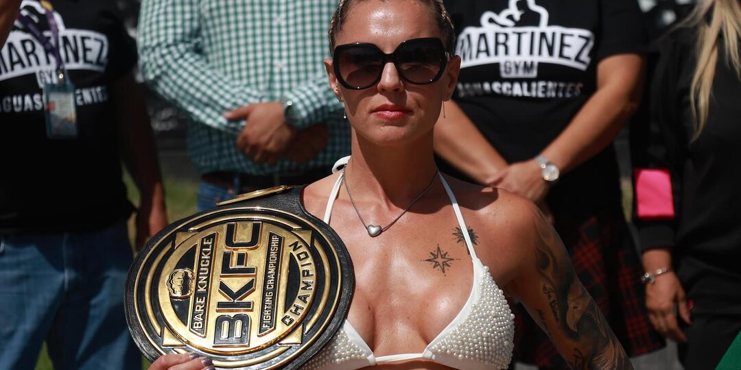 Бритен Харт – мощная чемпионка-красавица BKFC на голых кулаках, которая побеждала Ванзант