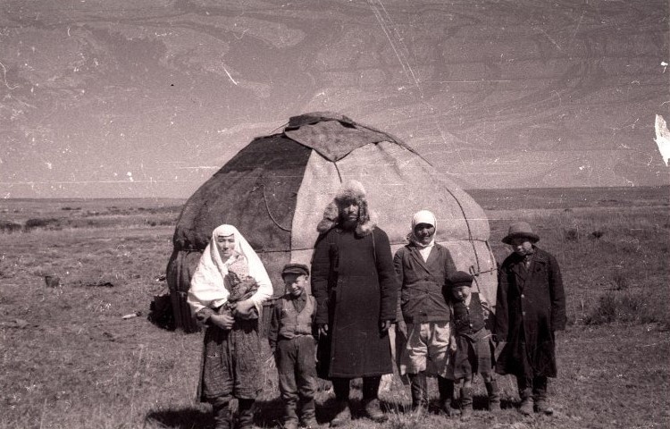 Какими СССР принял казахов и какими сделал: фотоотчёт