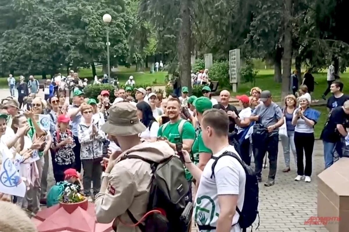    В парке 70-летия Победы началась грандиозная пешая эстафета «Марш к Победе!».