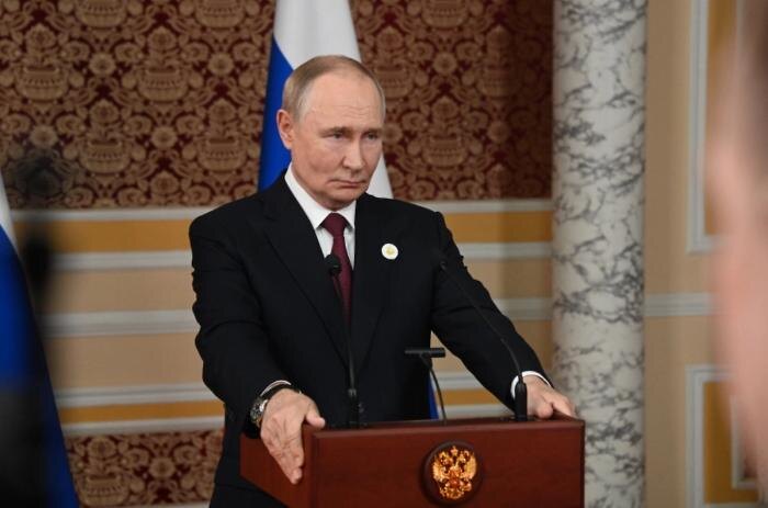 Владимир Путин. Обложка © Life.ru