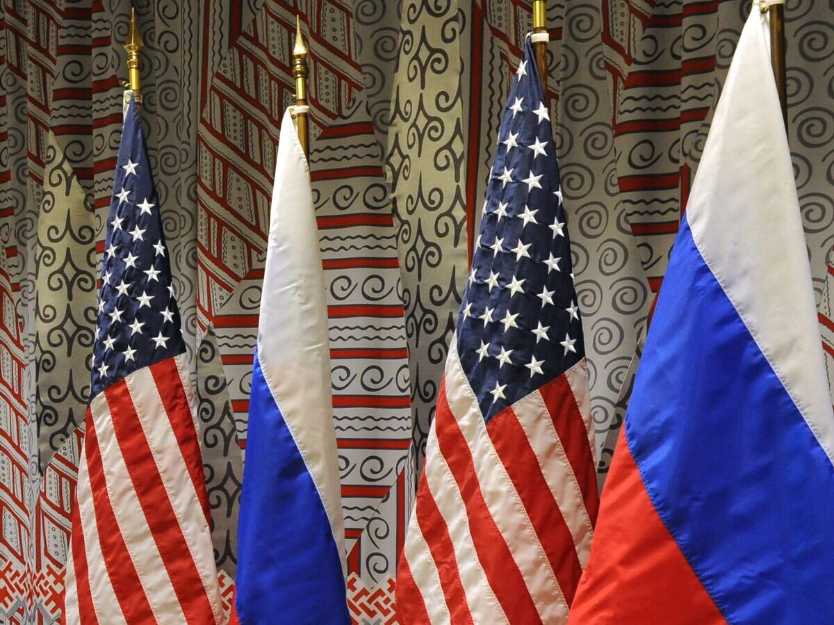    Флаги России и США | © РИА Новости / Михаил Климентьев