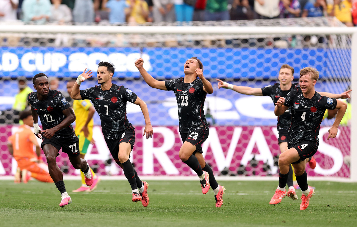    Игроки сборной Канады  Fran Santiago/Getty Images