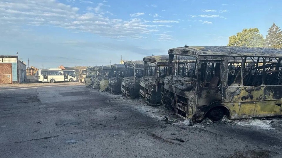 40 автобусов сгорели после атаки БПЛА ВСУ на Херсонскую область: подробности