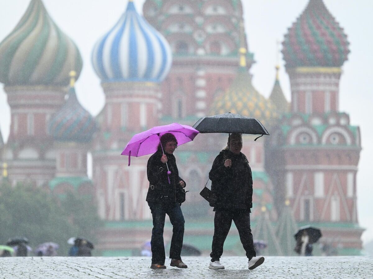    Дождь в Москве | © РИА Новости / Кирилл Каллиников