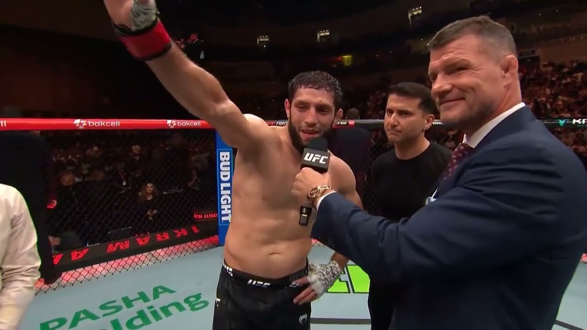 Икрам Алискеров врывается в топ: что говорят на Западе о его победе на UFC Баку