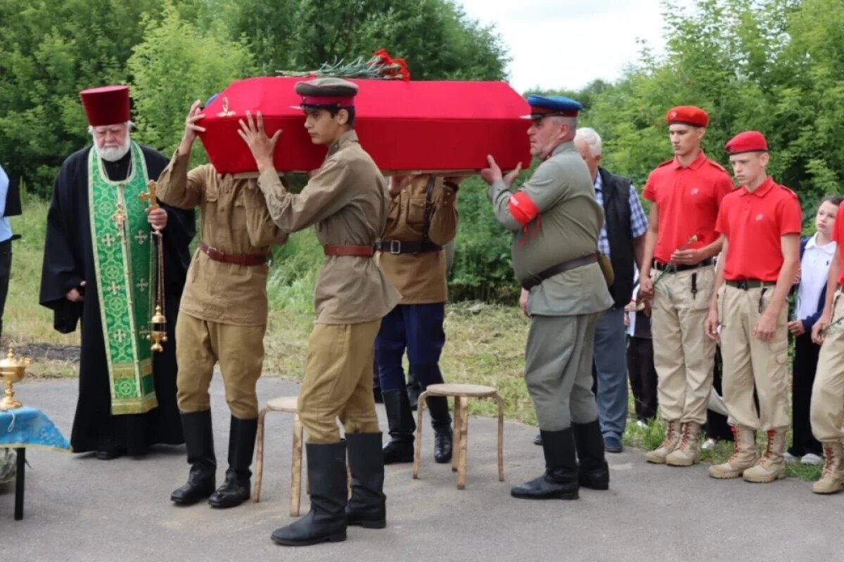    Липчане захоронили погибшего в годы войны партизана — отца 12 детей