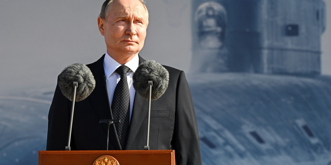 Поздравление Президента Российской Федерации Владимира Путина с Днем кораблестроителя