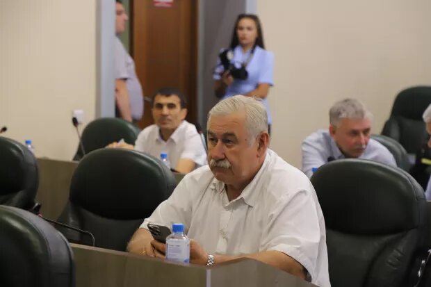     В Бийск приехала почетная делегация. .Елена Коржева, "БР"