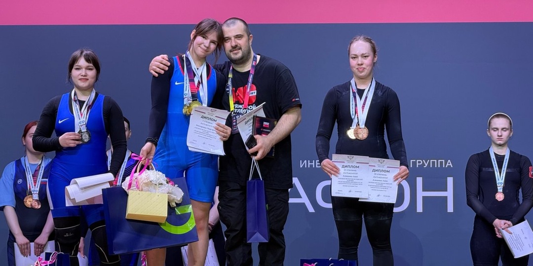 Югорчанка Маргарита Бондаренко представит Россию на первенстве мира по тяжелой атлетике в Колумбии