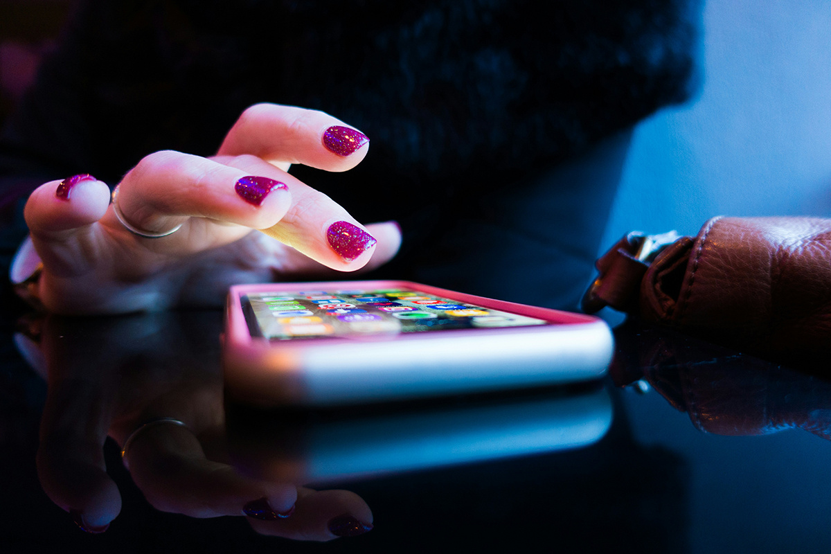 Rob Hampson / Unsplash📷Разблокировка смартфона с Android без пароля почти всегда связана с риском потери данных