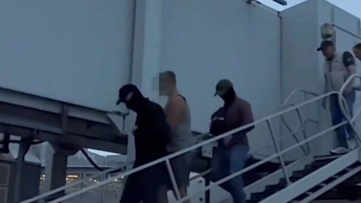    Сергей Савченко задержан в Краснодарском крае по делу о похищениях в Заречном   скрин видео 66.ру
