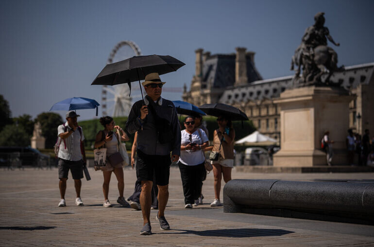   Aurelien Morissard/AP/TASS