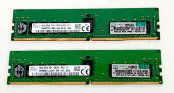 Из-за острого спроса со стороны гиперскейлеров модули памяти DDR5 оказались в дефиците и сильно подорожали. А вот платформы, ориентированные на DDR4, заметно дешевле даже при сопоставимых отпускных ценах на память разных поколений – из-за более низкой стоимости прочих комплектующих, что в нынешних условиях критично для покупателей.