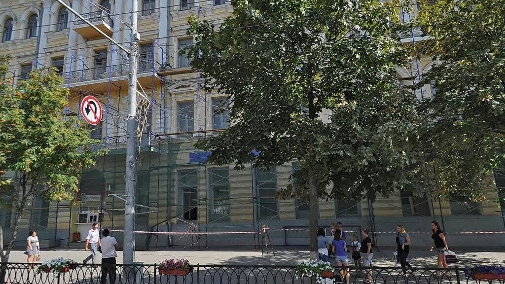    Здание гостиницы «Московская» в Ростове выставили на продажу за 295 млн рублей   Яндекс. Панорама / Яндекс. Карты